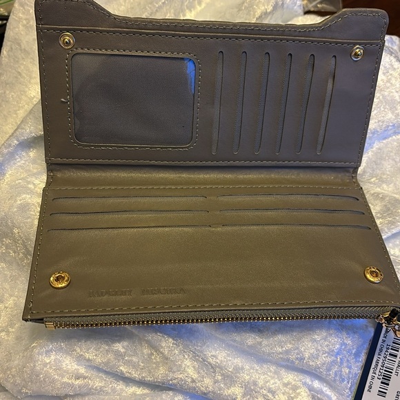 Badgley Mischka Long Cards Wallet in Gray NWT - Picture 6 of 6